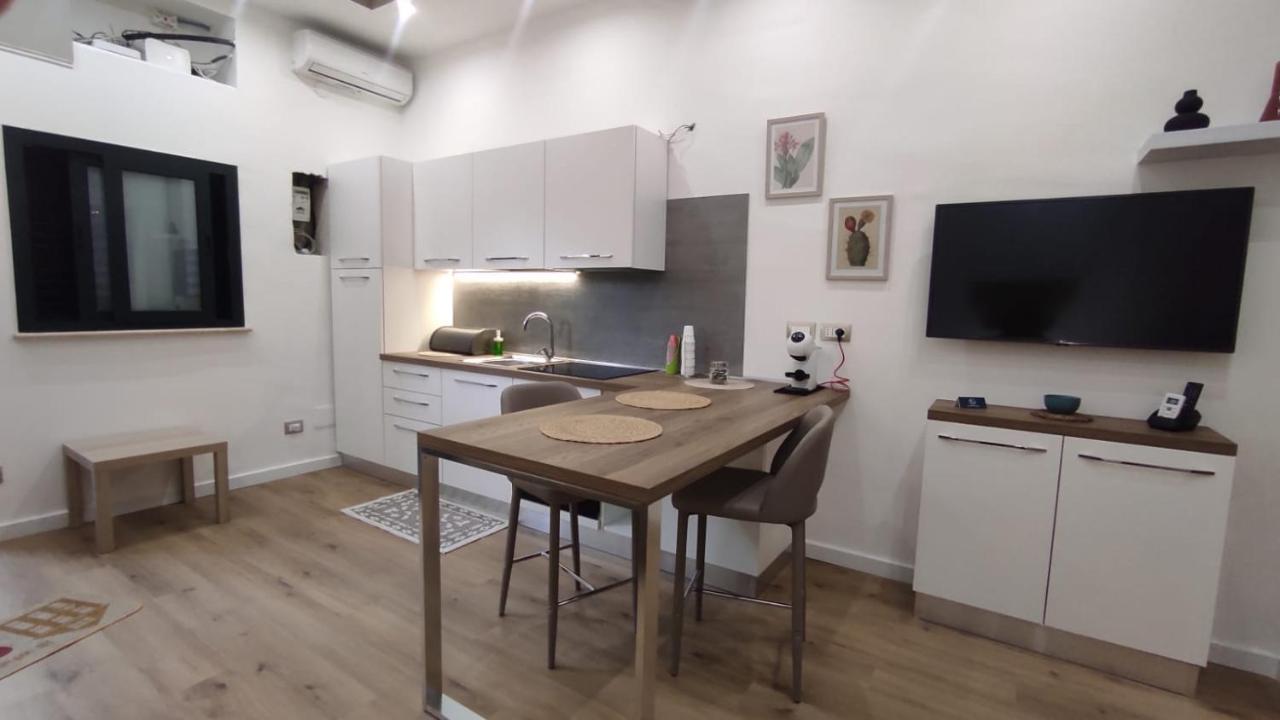 Marina Apartments Катандзаро Экстерьер фото
